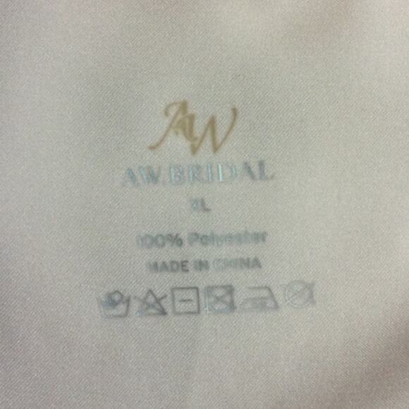 AW BRIDAL XL pink lace satin robe lounge NEW B52 - Picture 6 of 6